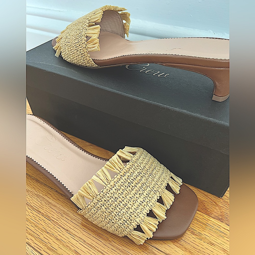 JCrew Womens raffia fringe strap sandal. Size 8 1/2. NWT